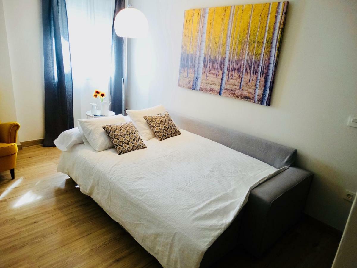 Apartamento El Barranco Севилья Экстерьер фото